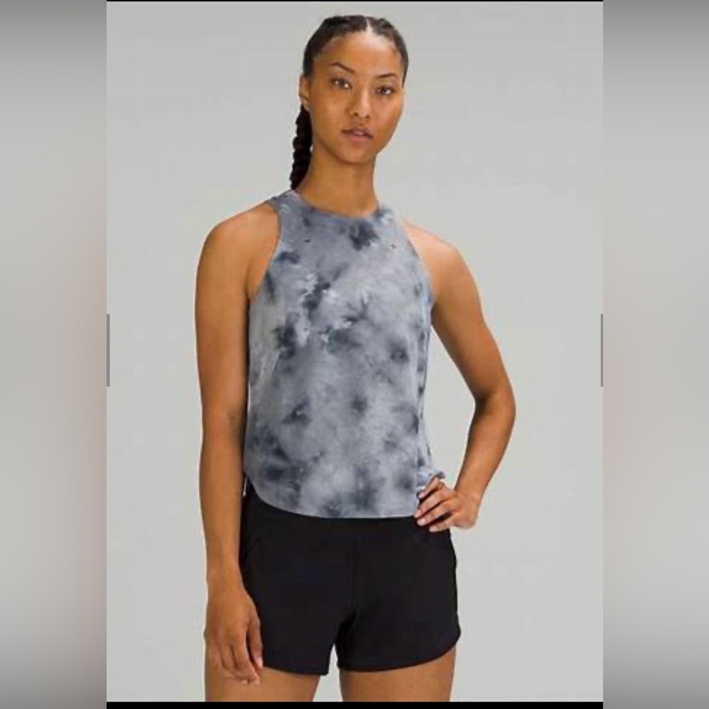 New Lululemon women’’s lightweight Run Kit Tank Top size 10 with Tags!!